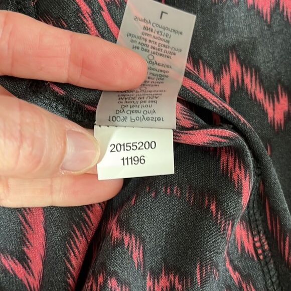 LuLaRoe Patterned Short Sleeve Waterfall Sheer Kimono Red Black Size Large - Picture 7 of 10